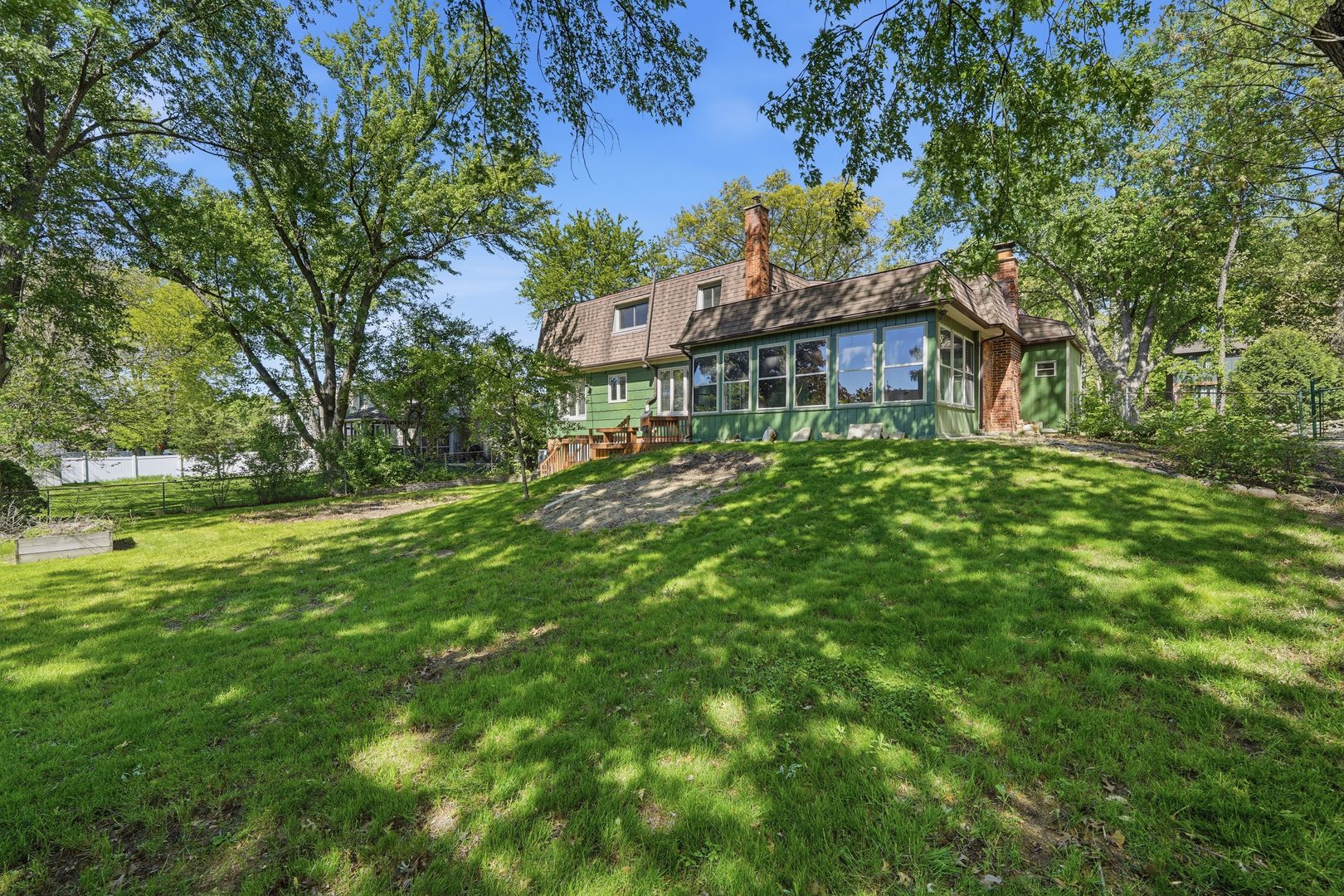 10S324 E Hampshire Lane