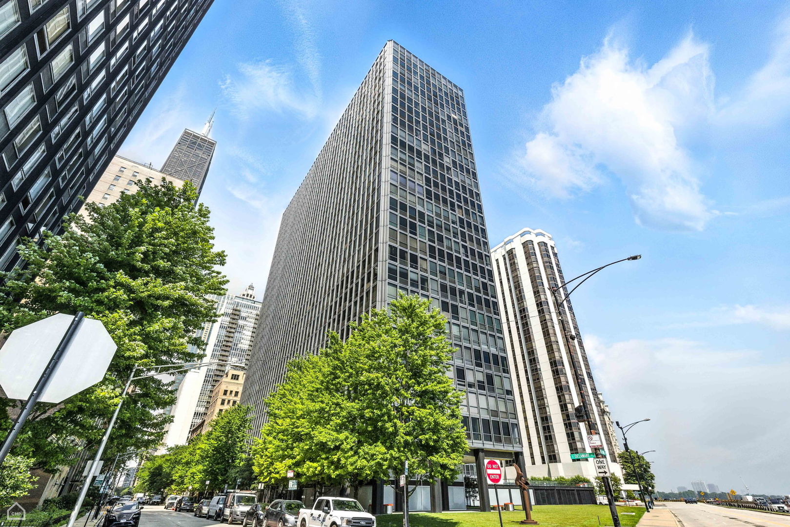 900 N Lake Shore Drive Unit: 410