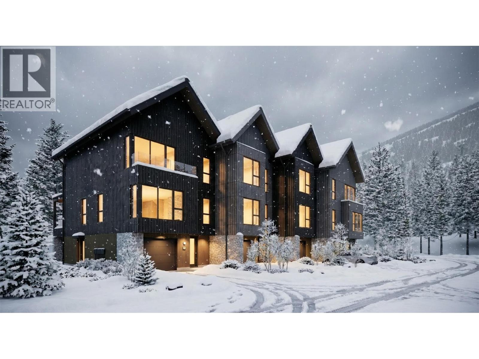 7 Benchlands Townhomes
