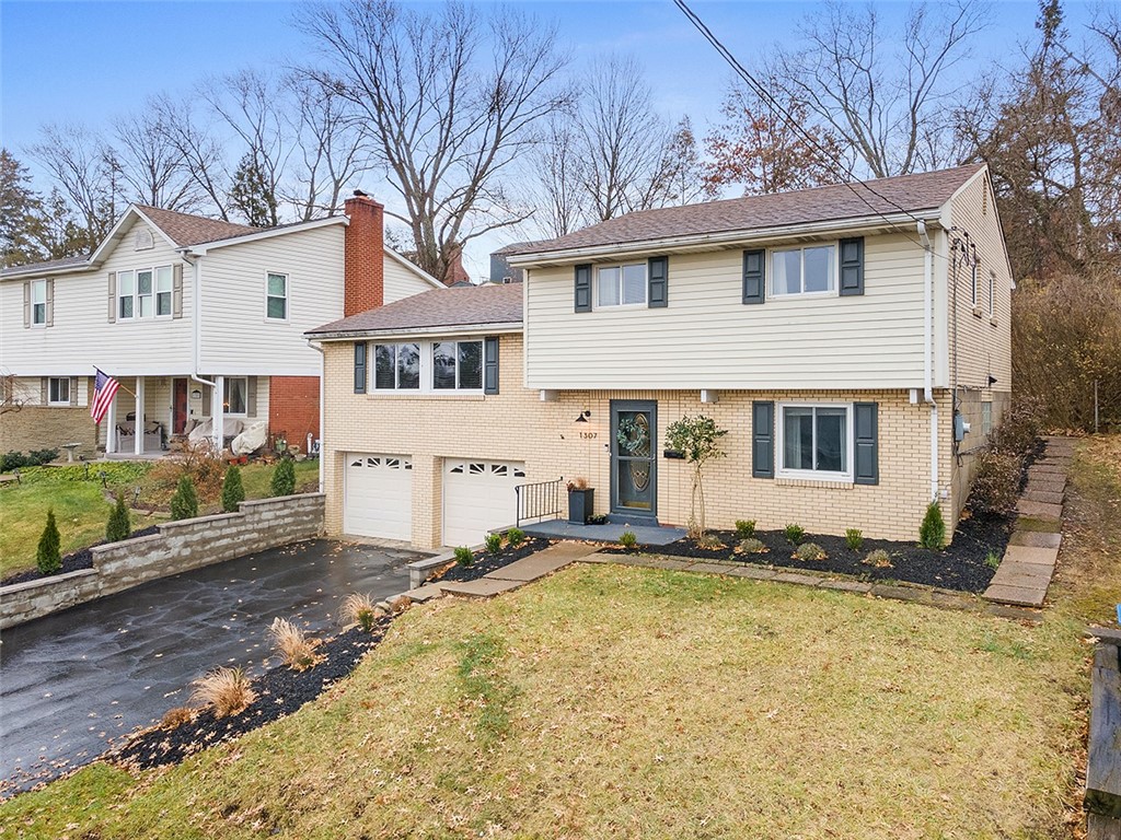 1307 Raven Drive