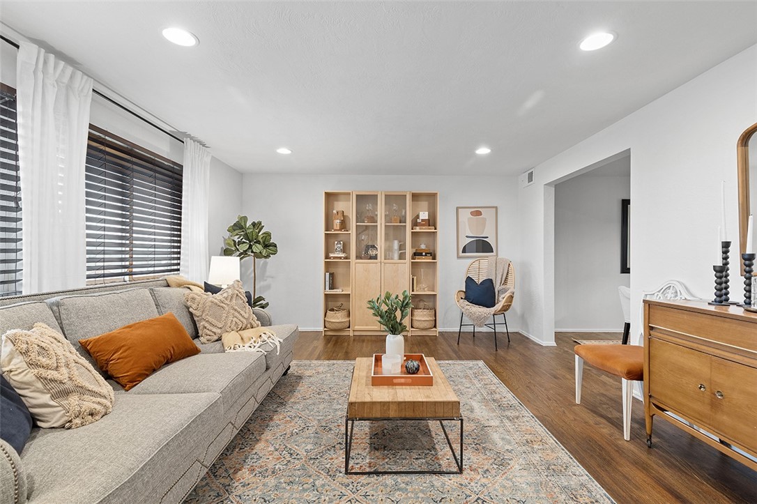 1307 Raven Drive