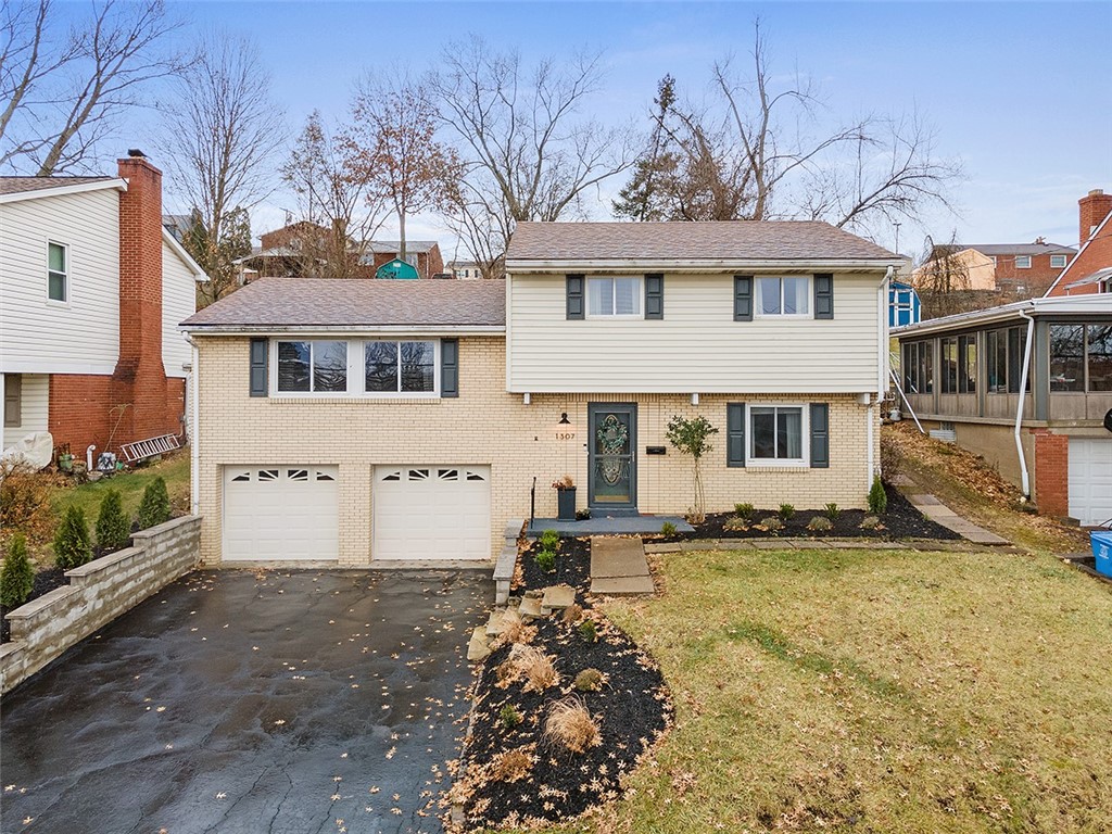1307 Raven Drive