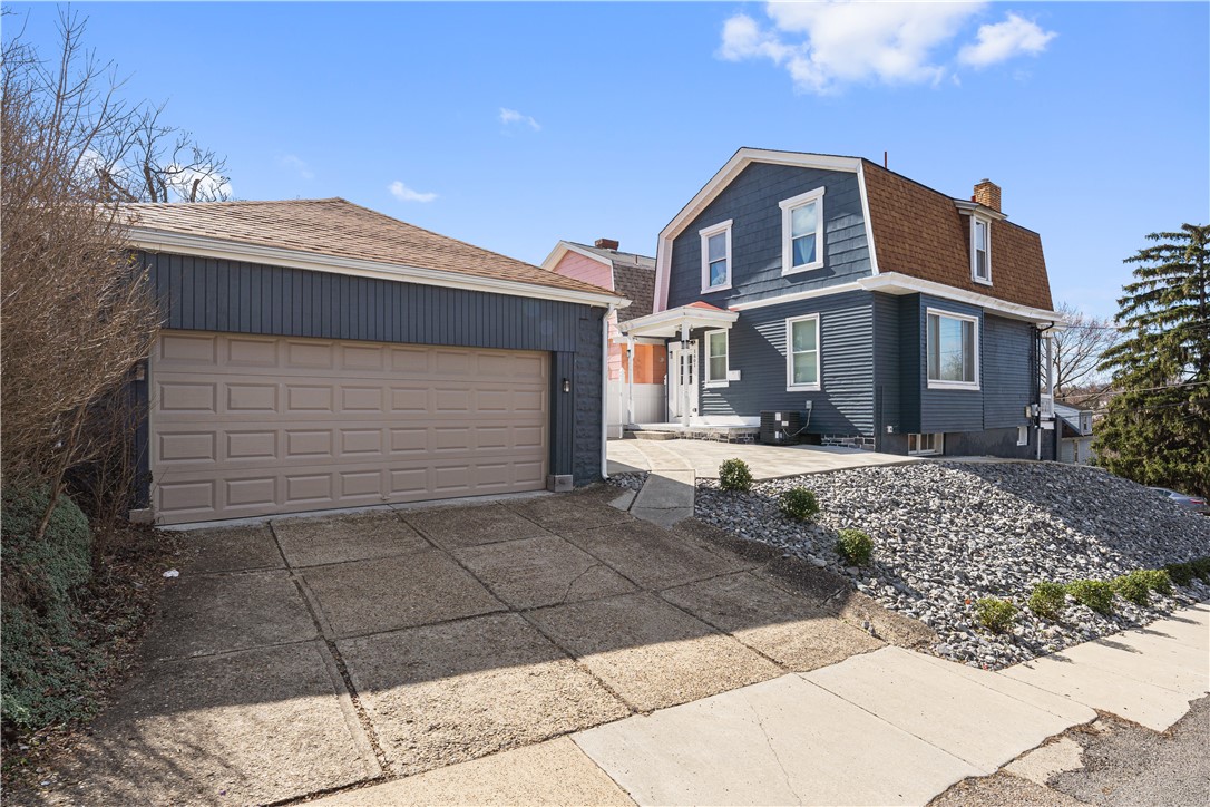 1601 Napoleon St
