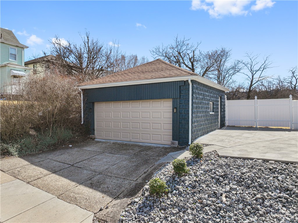 1601 Napoleon St