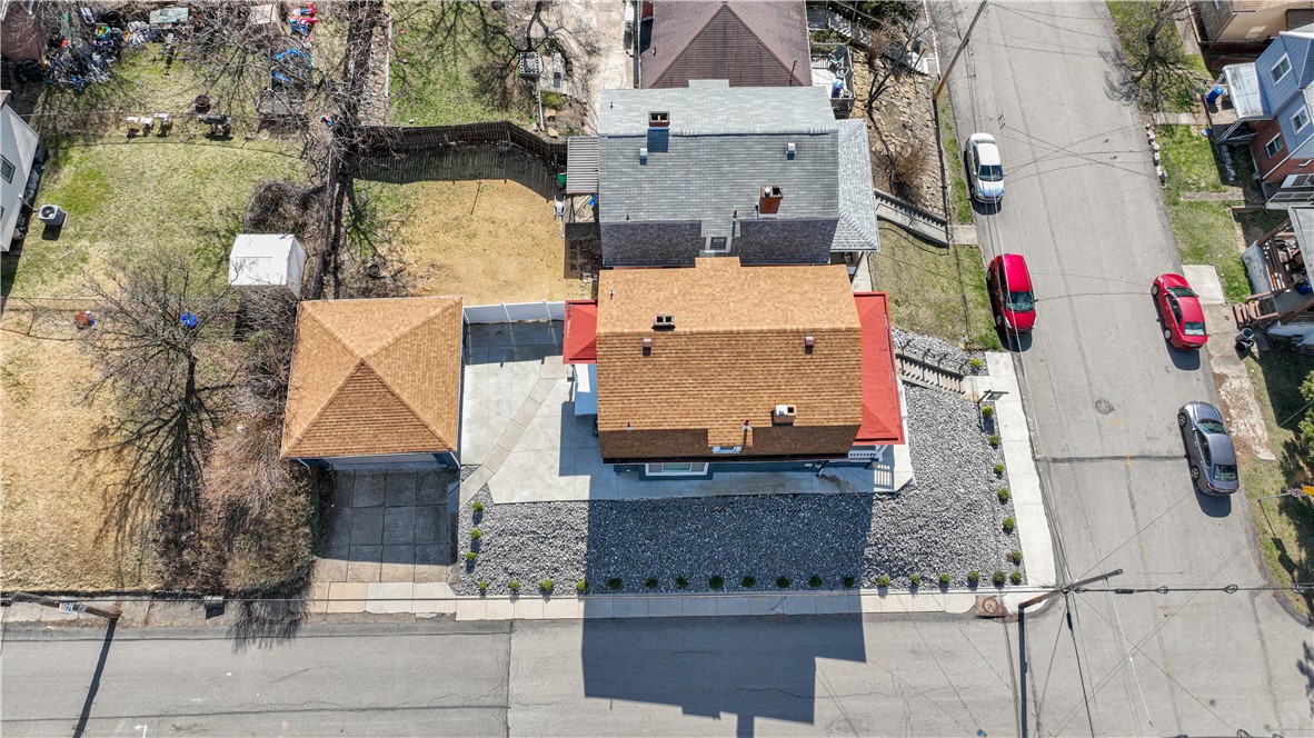 1601 Napoleon St