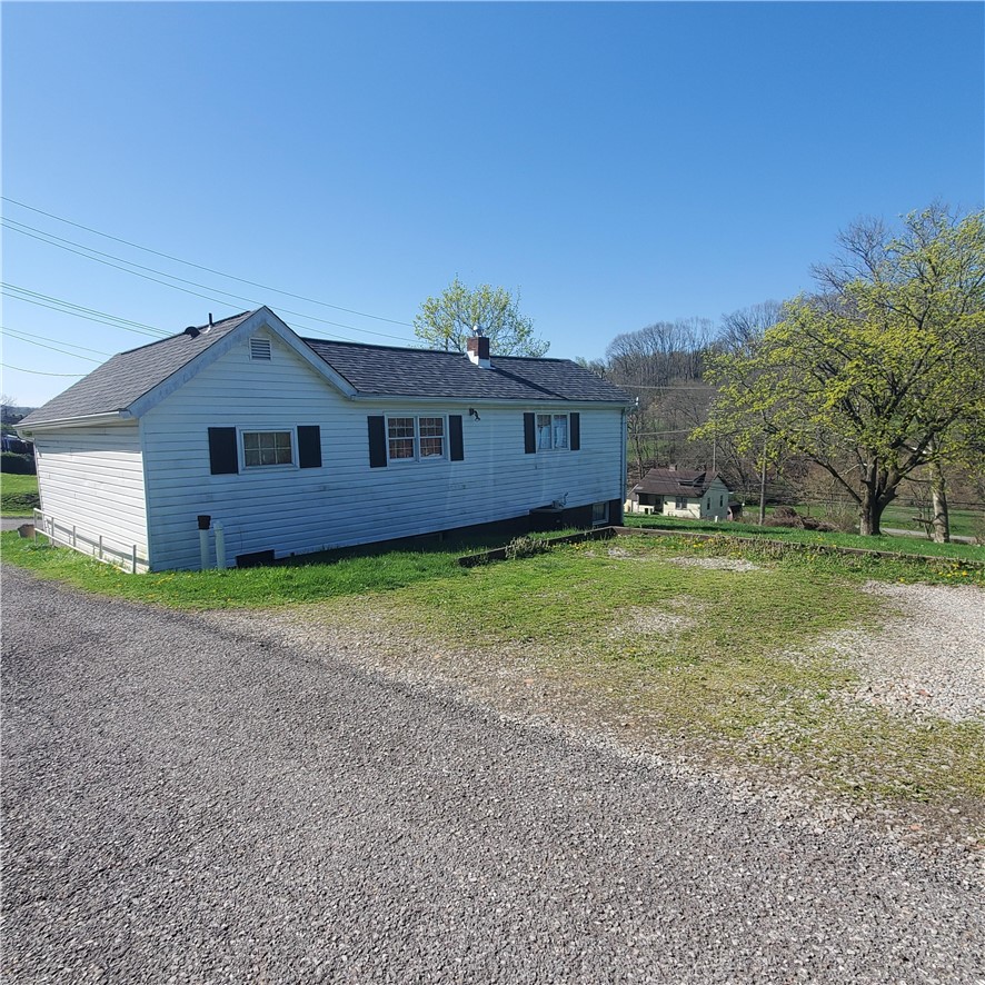 402 N Main St