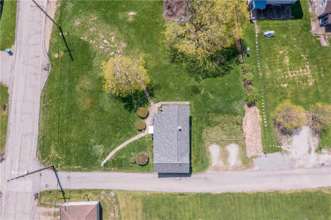 402 N Main St