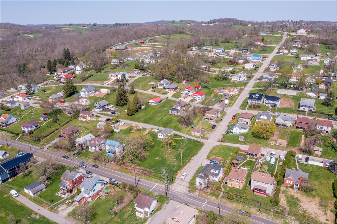 402 N Main St