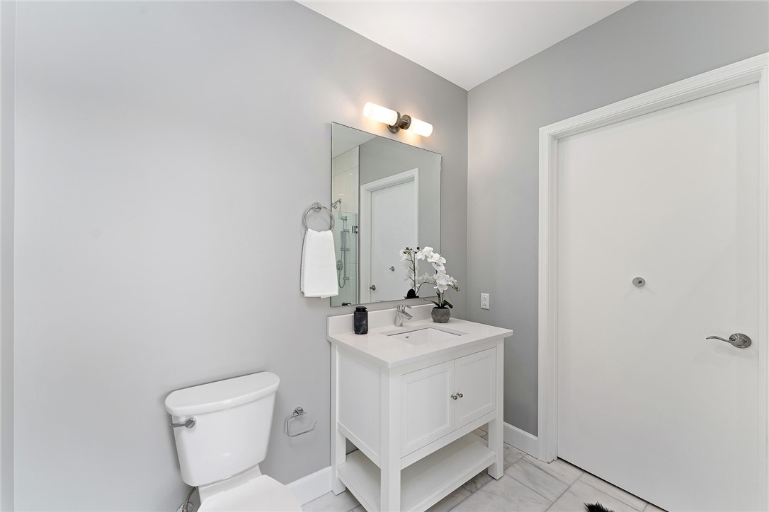 350 Oliver Avenue 801