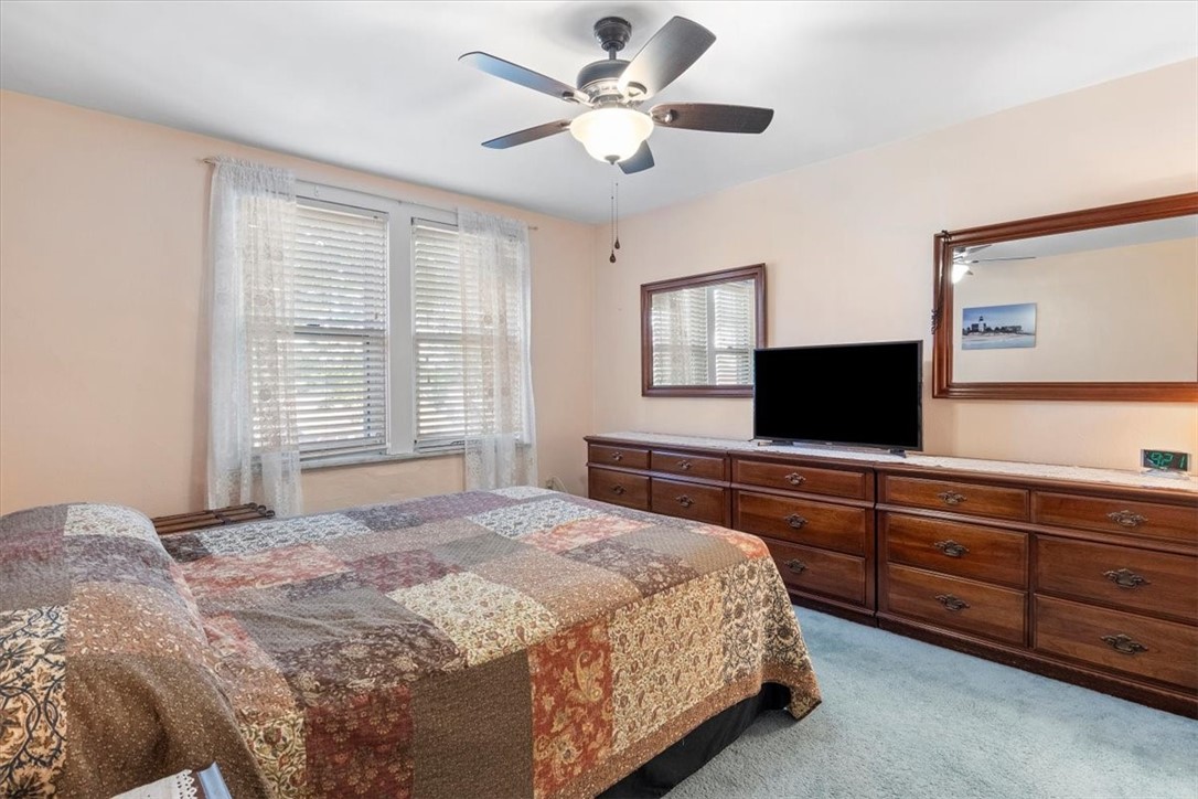 213 Dell Ave