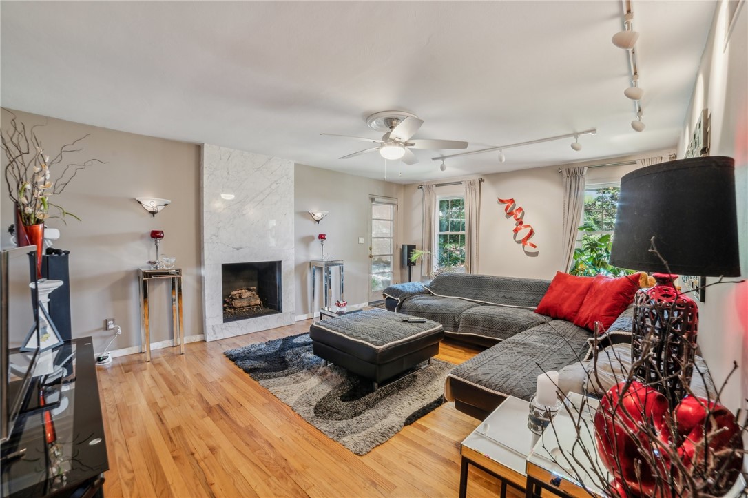 67 Hauck Dr