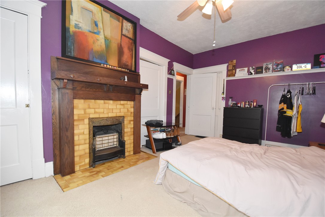 122 Santron Ave
