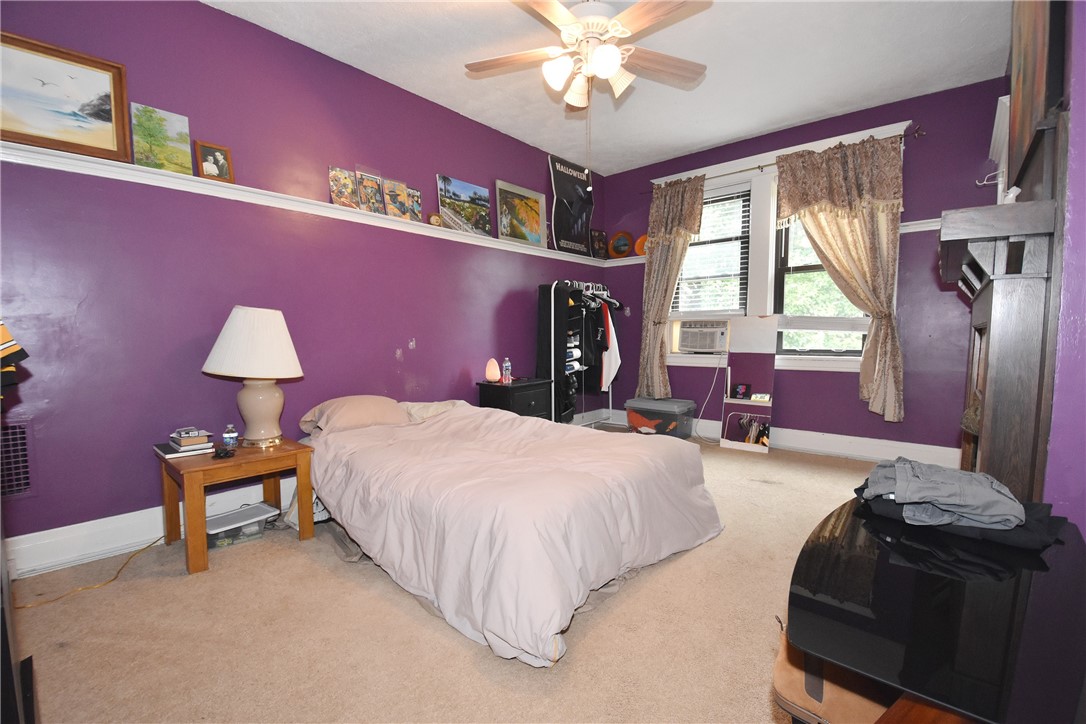 122 Santron Ave