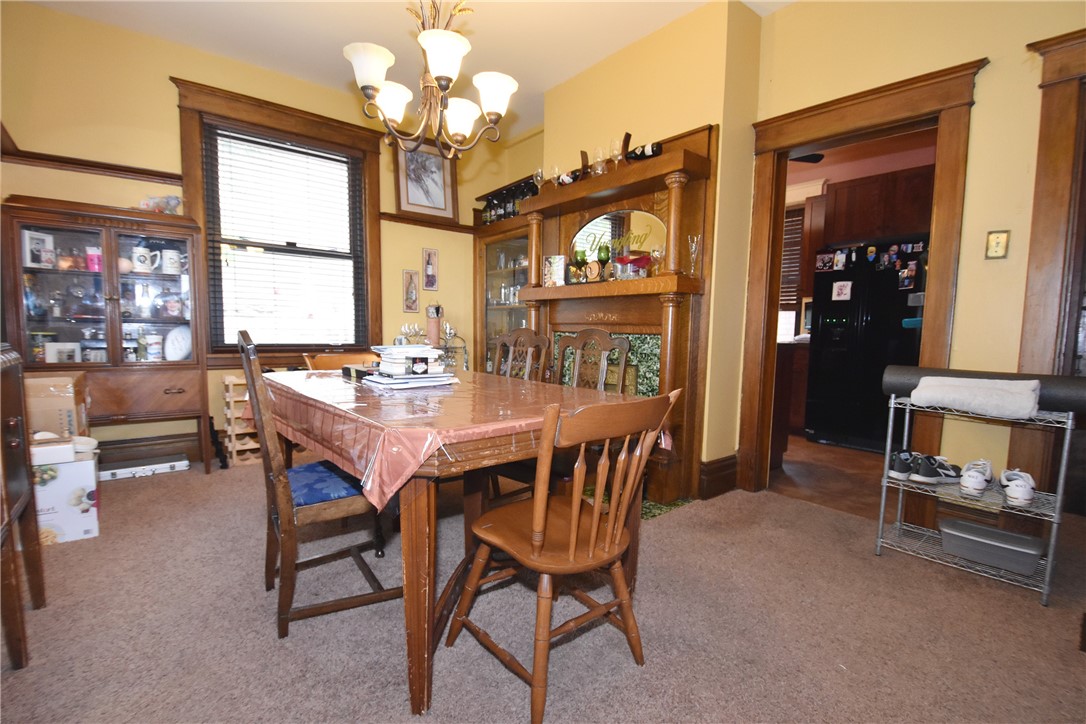 122 Santron Ave