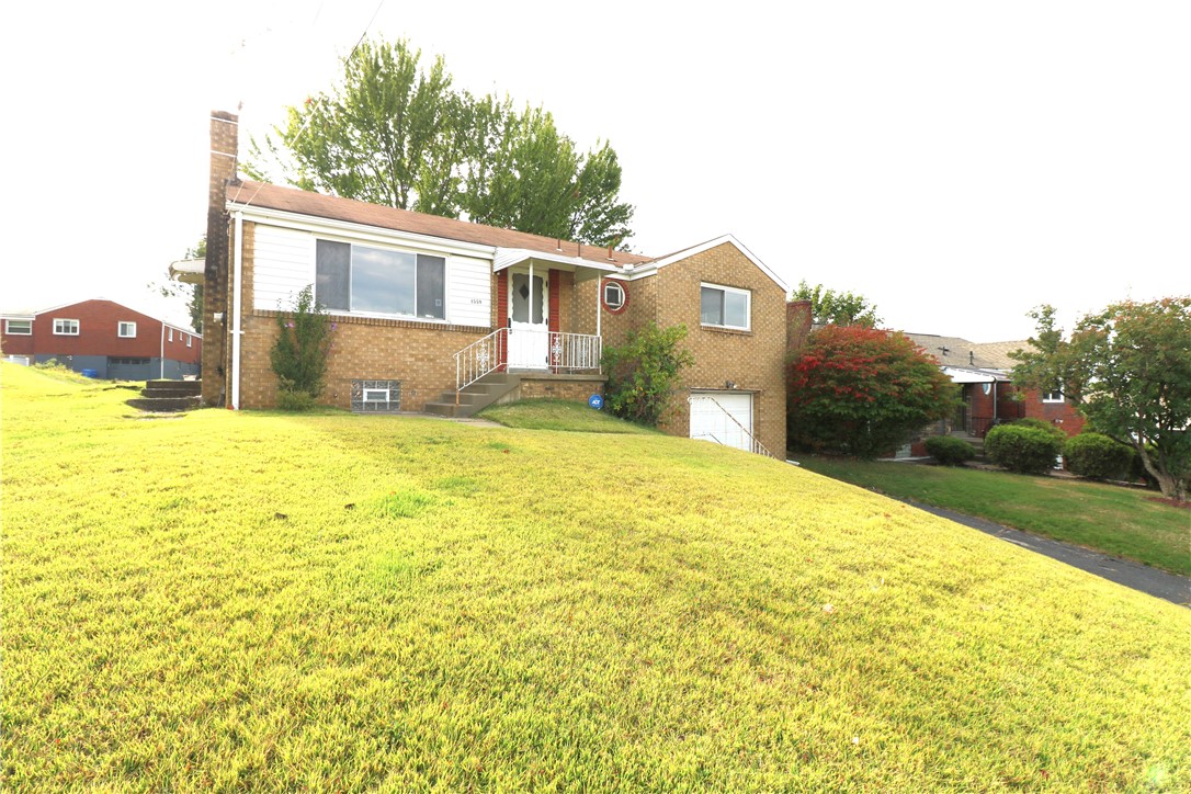 1559 Orchardview Drive
