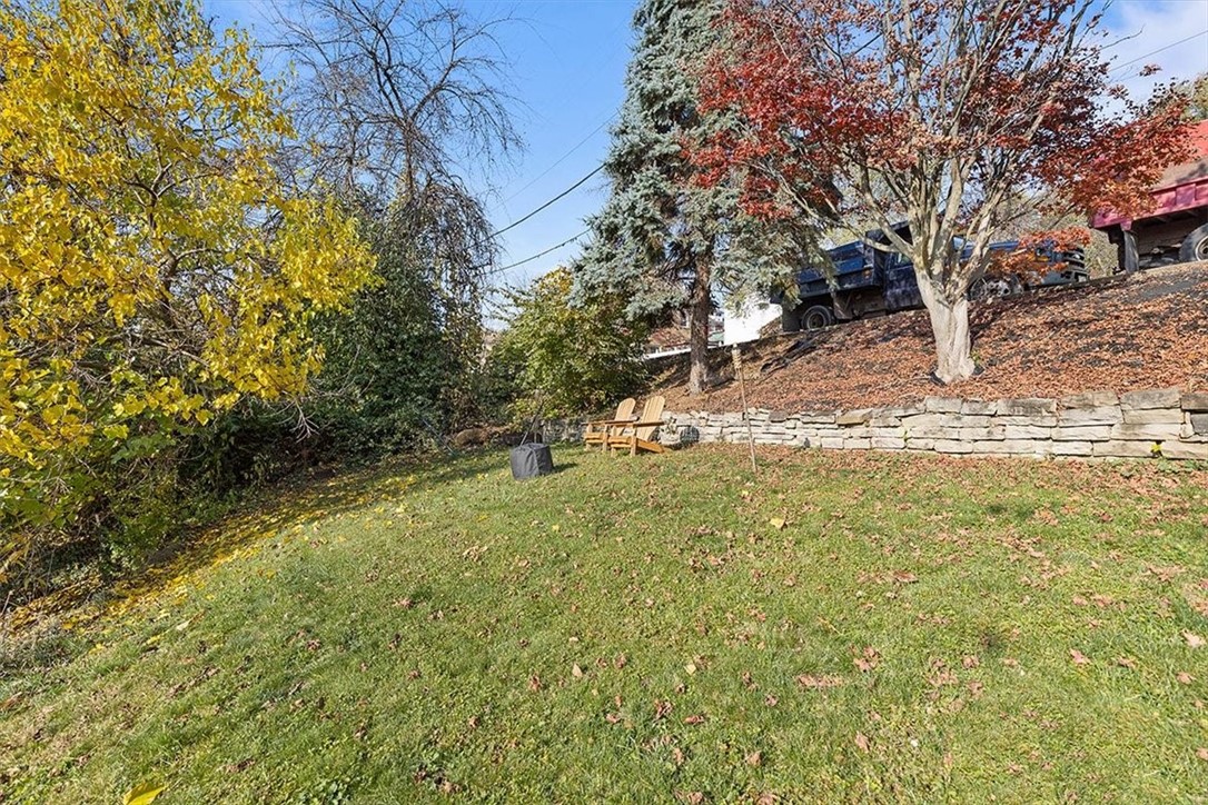 2300 Saranac Ave