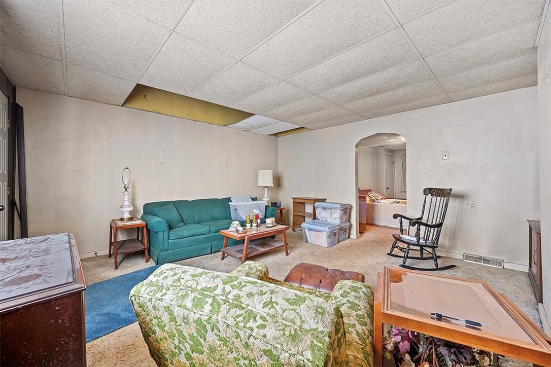 833 Spring Garden
