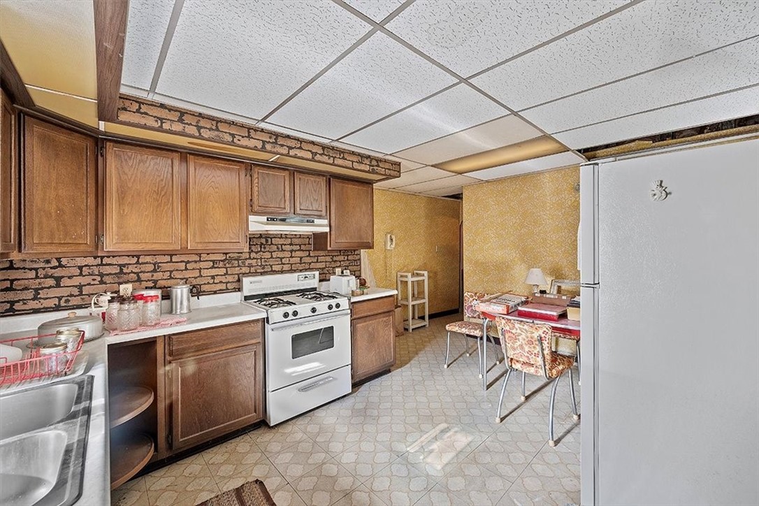 833 Spring Garden