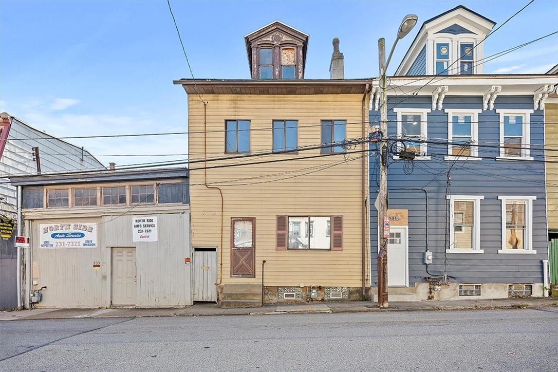 833 Spring Garden