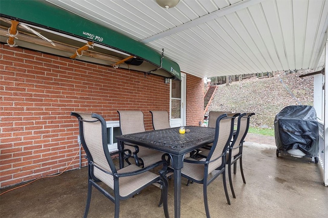 1301 Grouse Dr