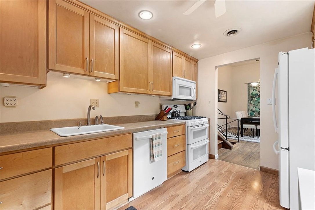 1301 Grouse Dr