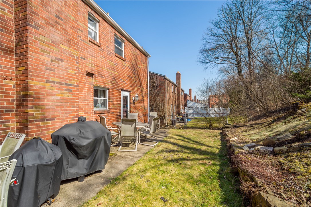 212-214 Mount Lebanon Blvd