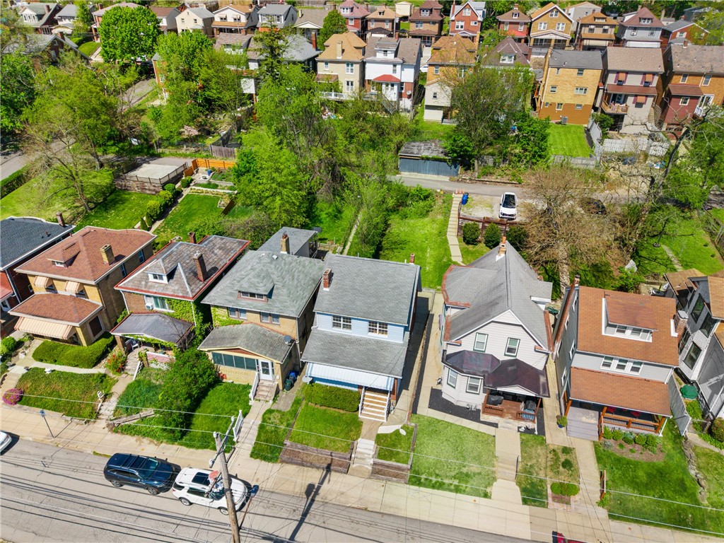 1117 Woodbourne Ave
