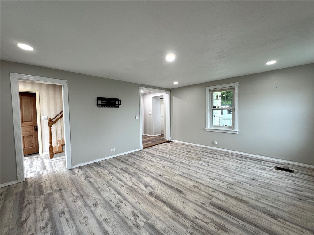 45 7th St