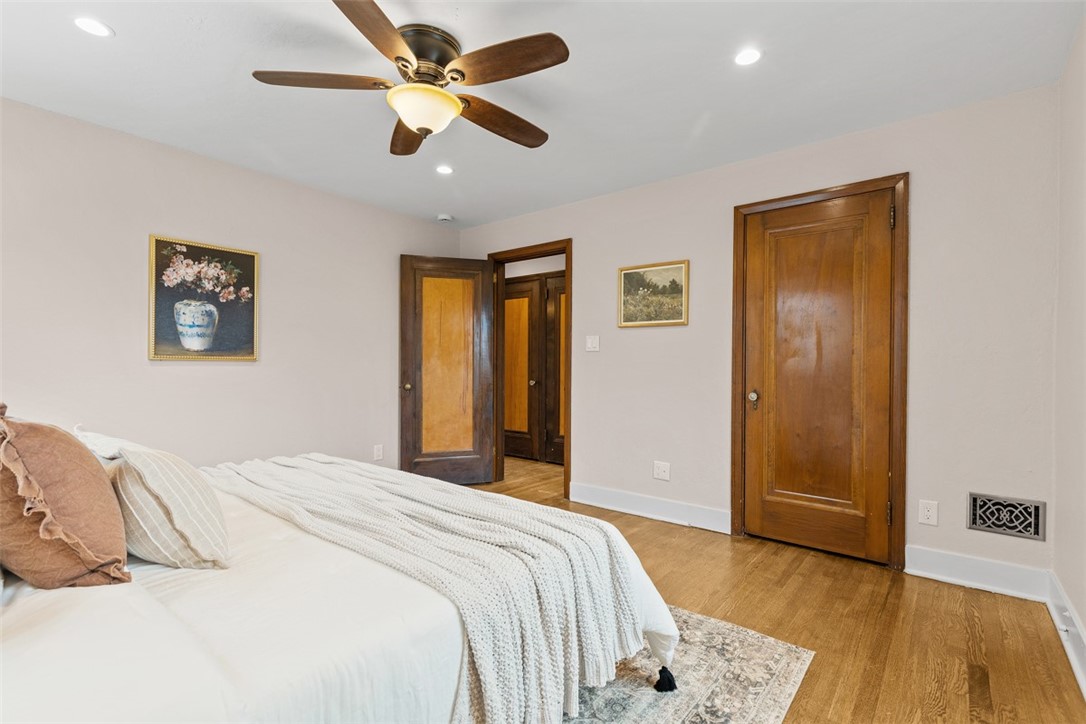 821 Rossmore Ave