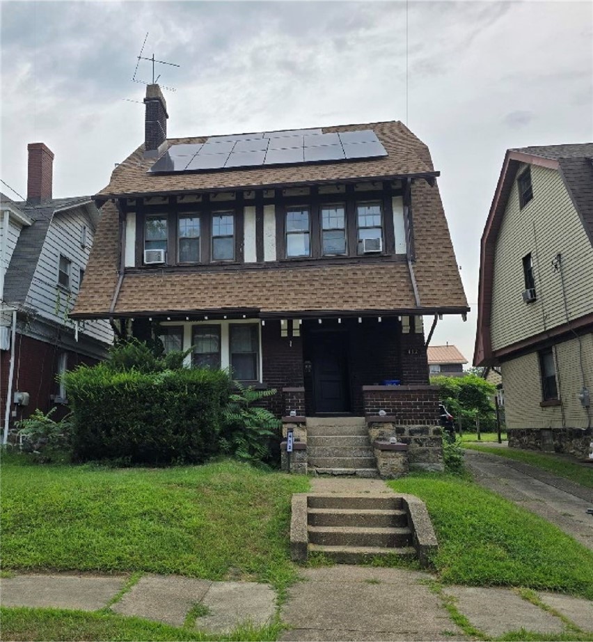 412 Boyd St