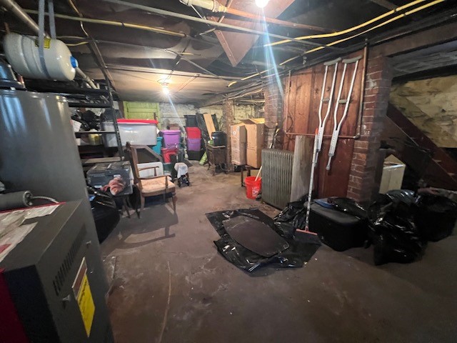 412 Boyd St