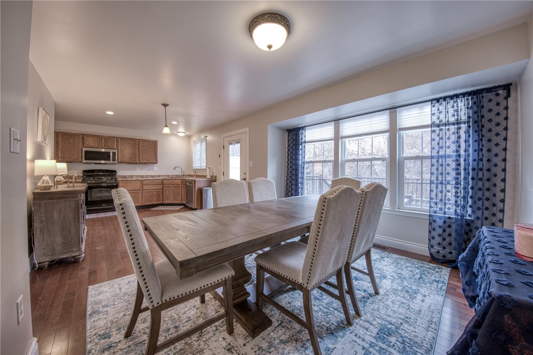 144 Broadstone Dr