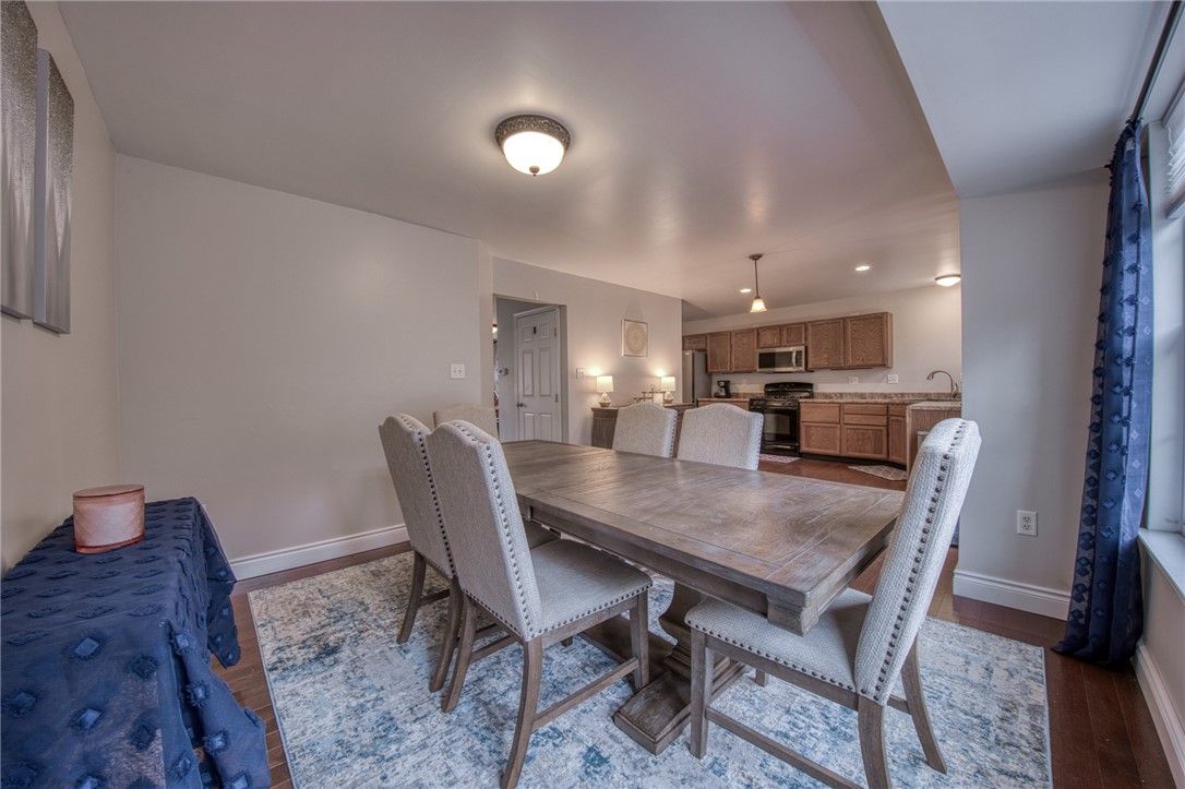 144 Broadstone Dr
