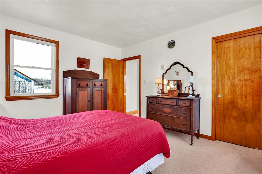 440 Owl Hollow Road