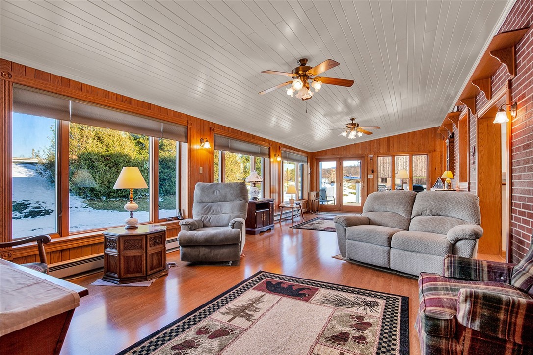 440 Owl Hollow Road