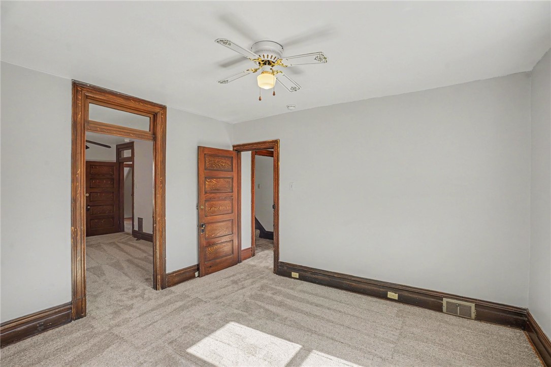 228 S Millvale
