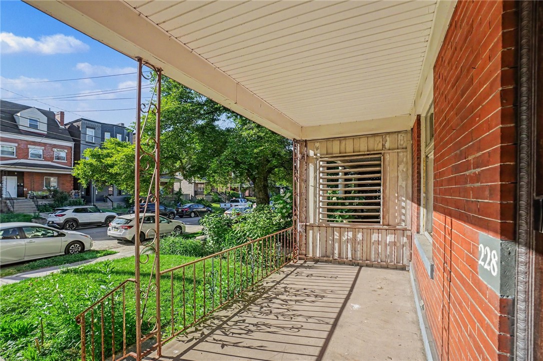 228 S Millvale