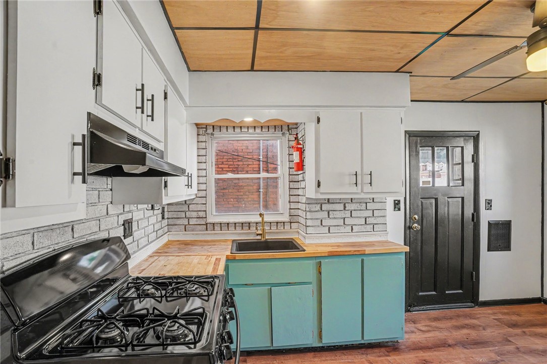 228 S Millvale