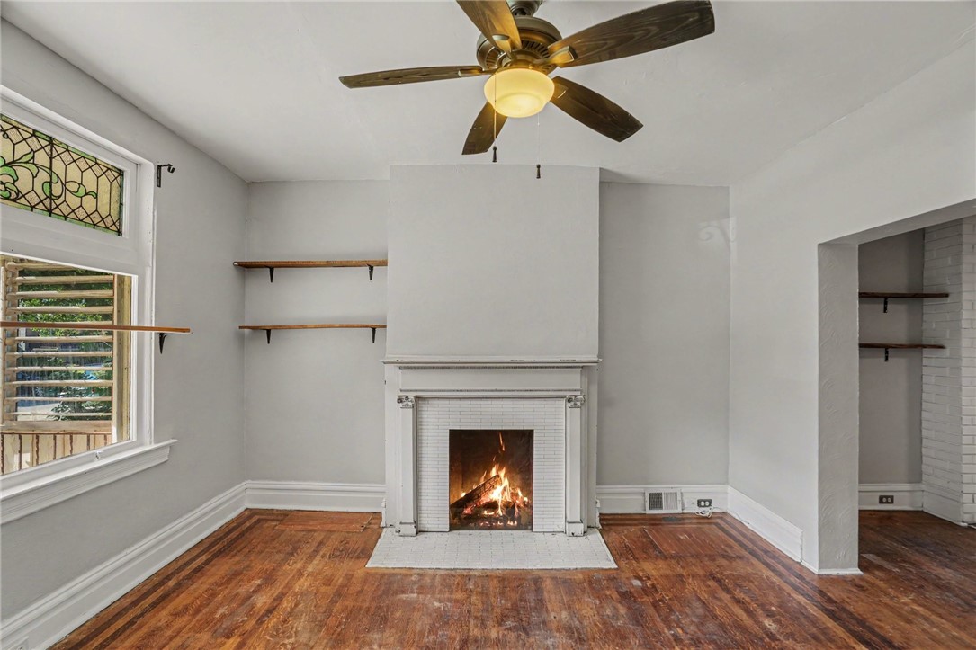 228 S Millvale
