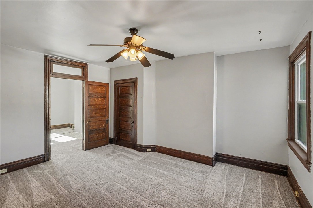 228 S Millvale