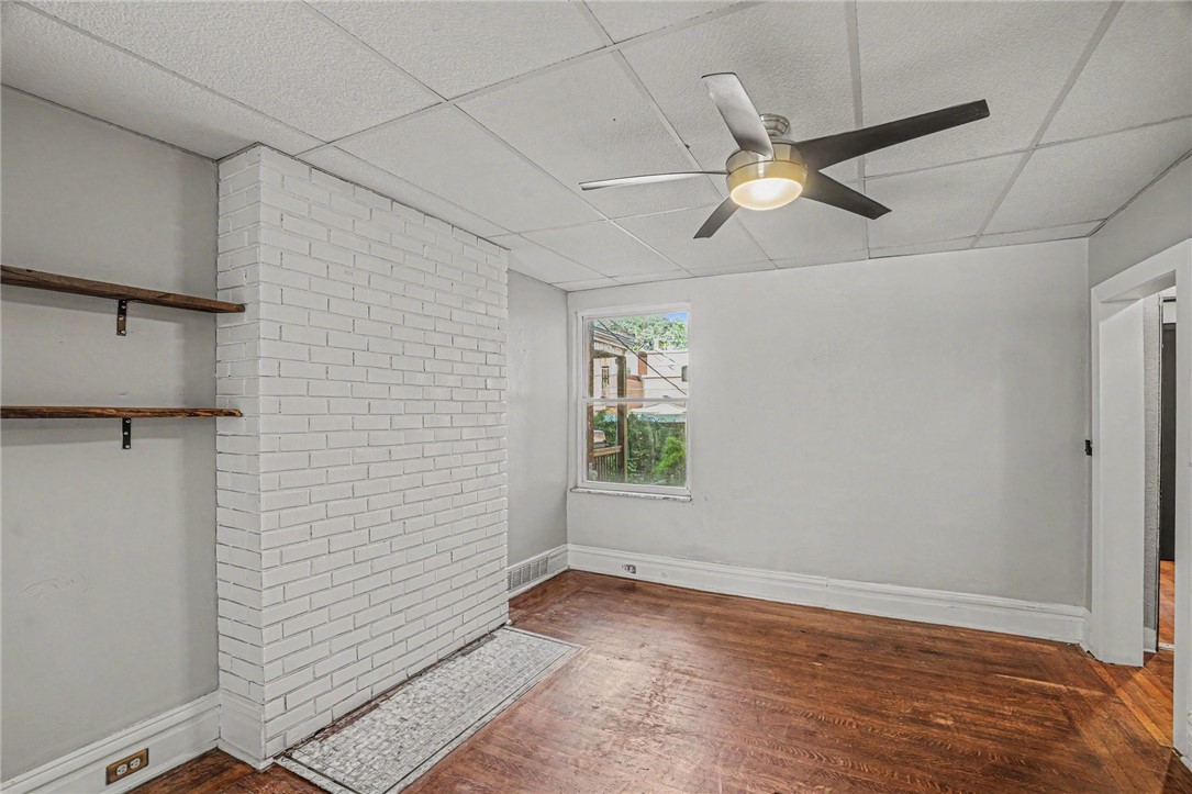 228 S Millvale