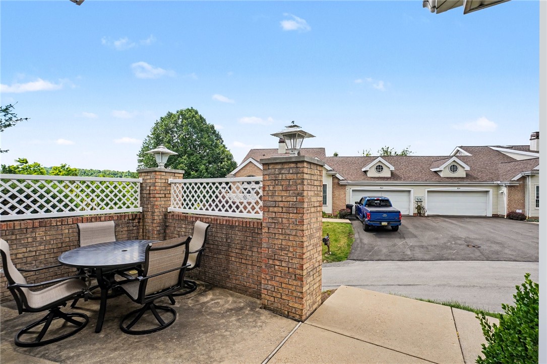 501 Sheridan Lane