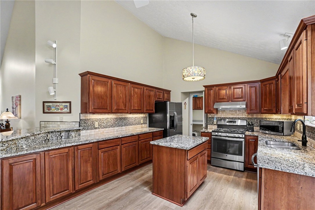 501 Sheridan Lane