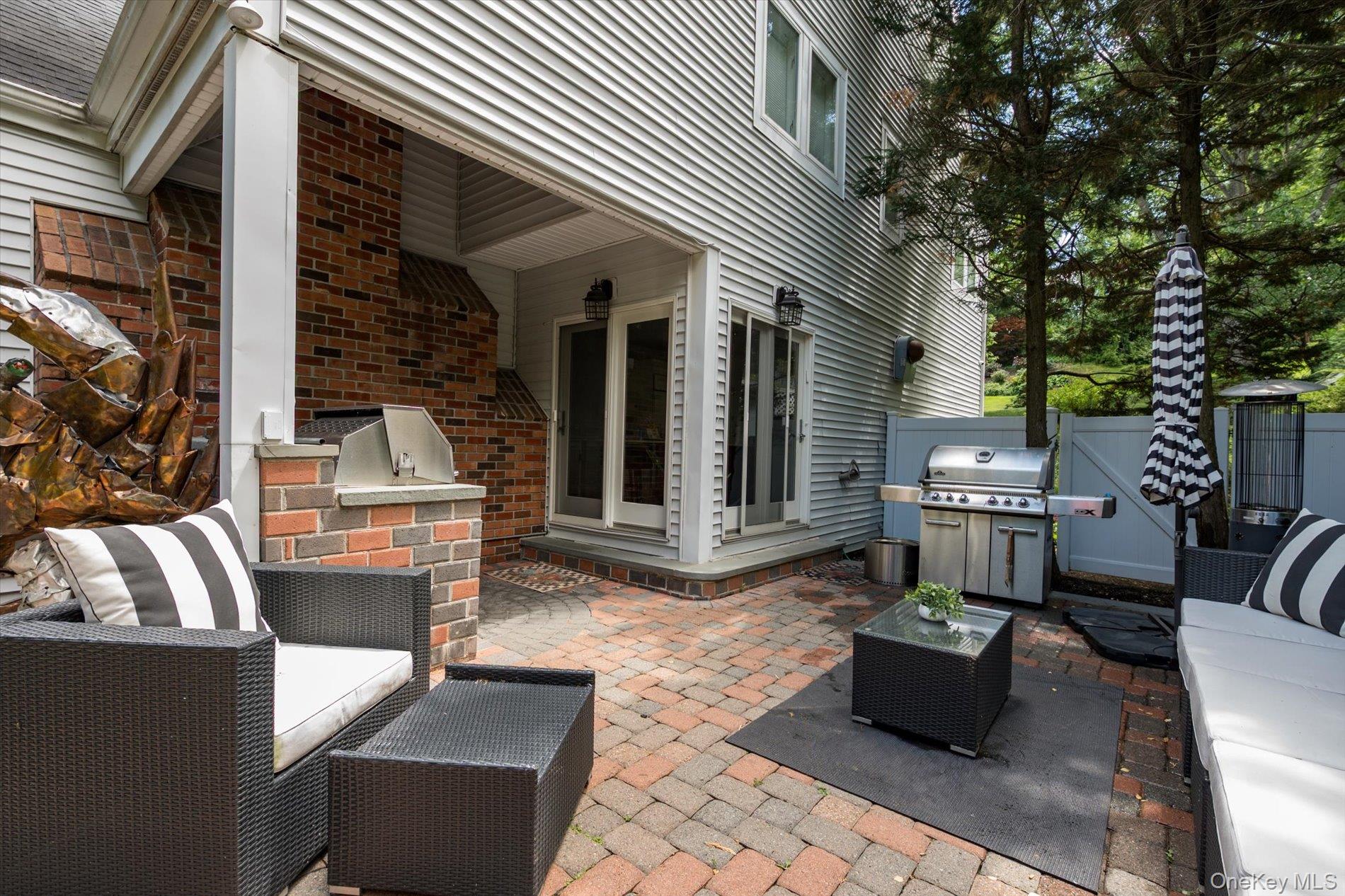 8 Verity Lane
