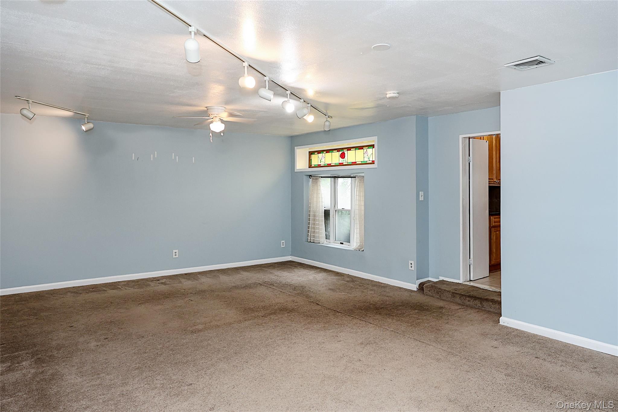 49 Red Ground Road
