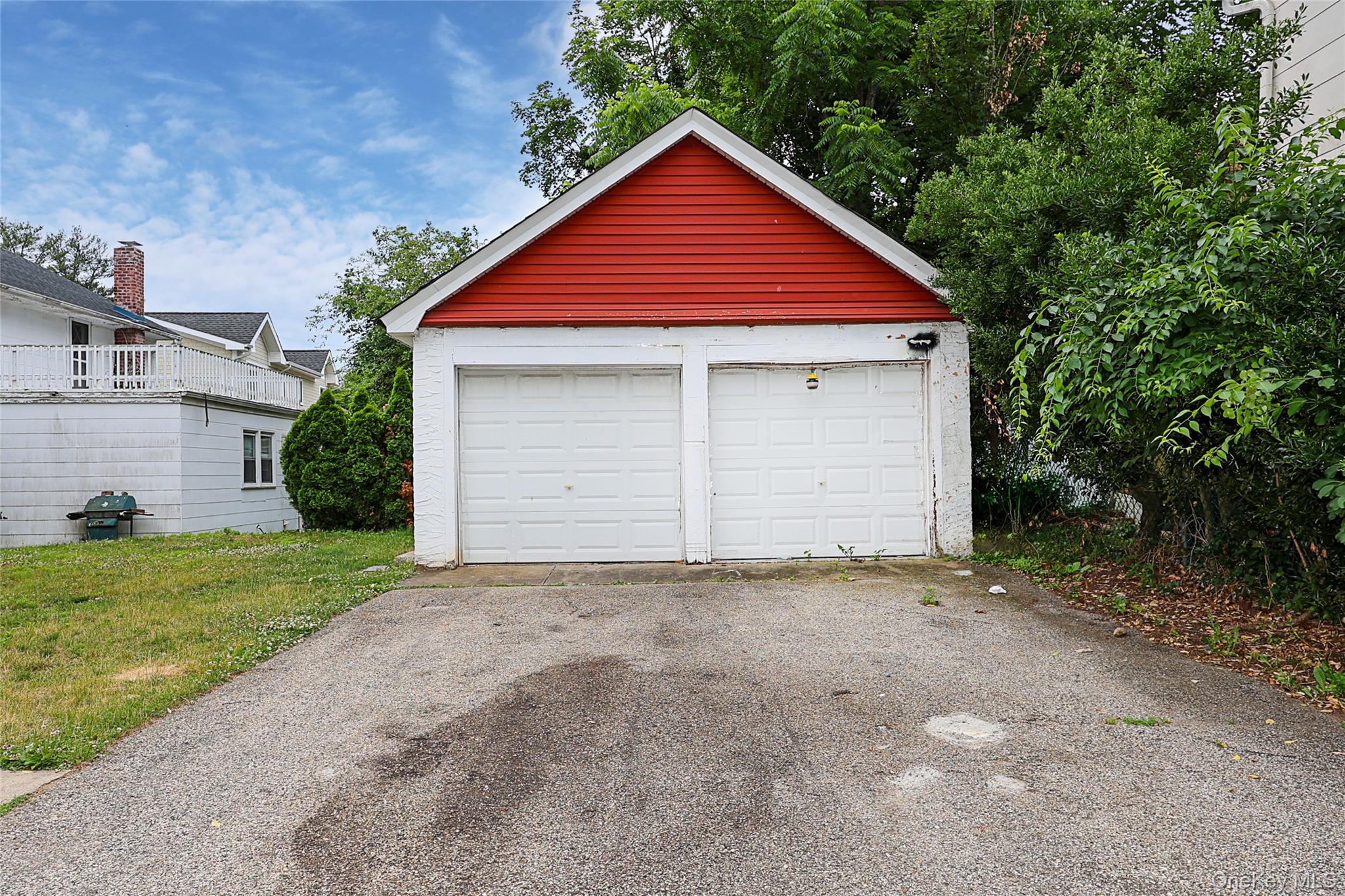 49 Red Ground Road