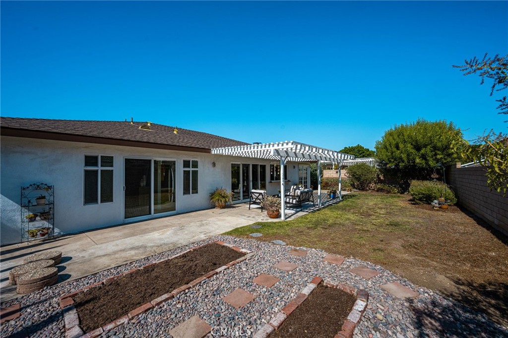 524 Whitten Way