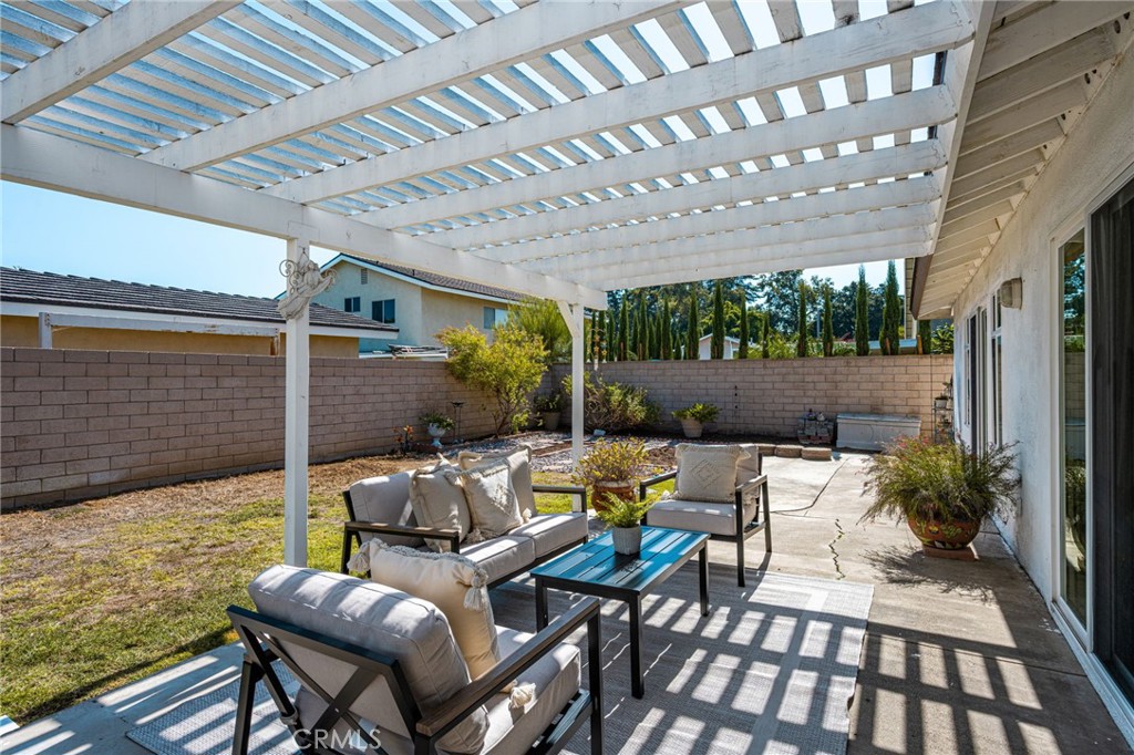 524 Whitten Way