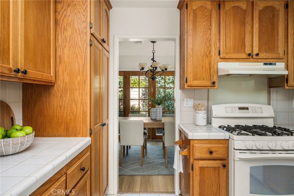 524 Whitten Way