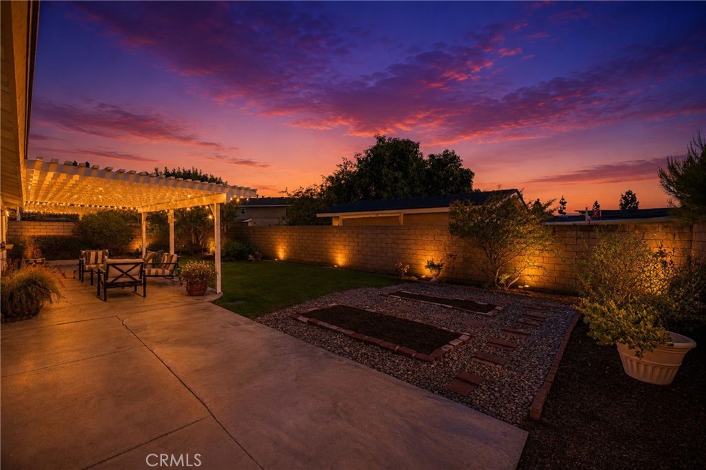 524 Whitten Way